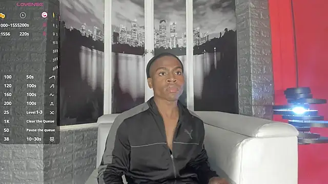 Snapshot of george_lance chatting on 10-04-25, 03:04 george lance online show from 10-04-25, 03:04