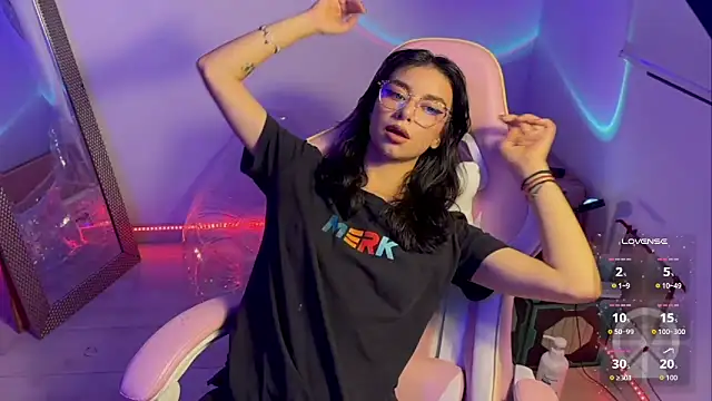 Snapshot of isa_martinexxx chatting on 11-14-25, 11:24 isa martinexxx online show from 11-14-25, 11:24