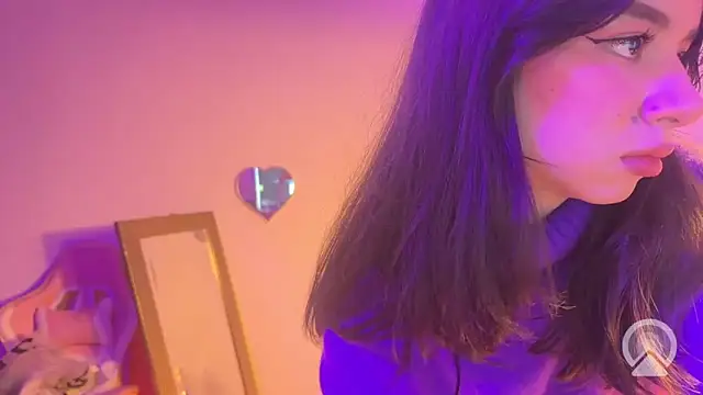 Snapshot of isa_martinexxx chatting on 11-16-25, 01:00 isa martinexxx online show from 11-16-25, 01:00