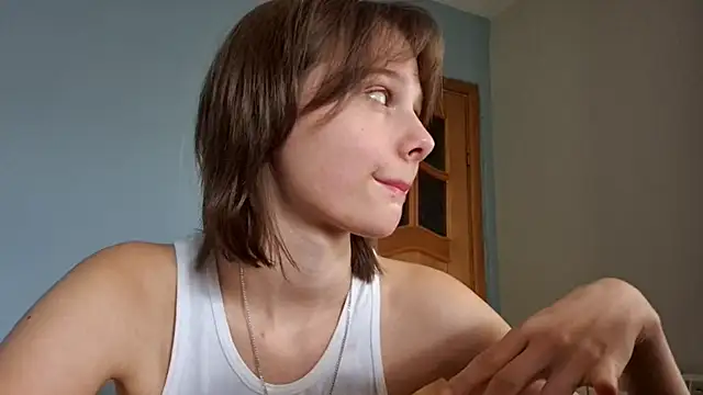 Snapshot of ExitedTroth chatting on 09-27-25, 12:32 ExitedTroth online show from 09-27-25, 12:32