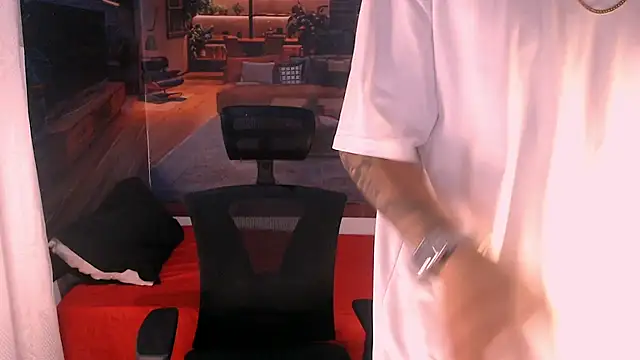 RomeoMillerr online show from 12-04-25, 07:11