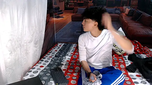 RomeoMillerr online show from 06-19-26, 12:48