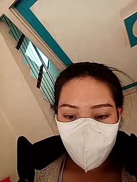 bree-zz online show from 12-02-25, 01:44