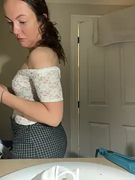 sexybriiiixoxo online show from 05-10-26, 10:15