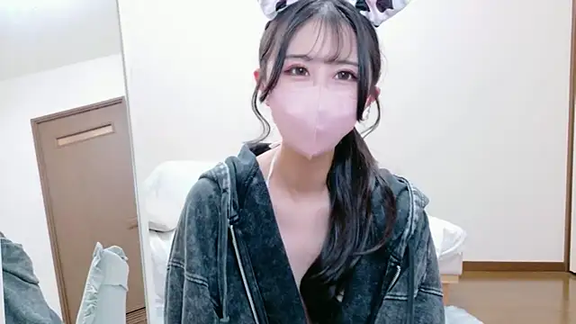Snapshot of -Rukachi- chatting on 05-10-26, 07:24 -Rukachi- online show from 05-10-26, 07:24