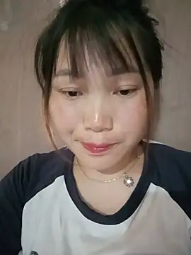 min-xinh online show from 05-18-26, 08:09