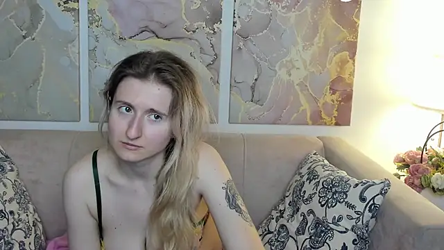 CamillaDreamer online show from 05-22-26, 12:18