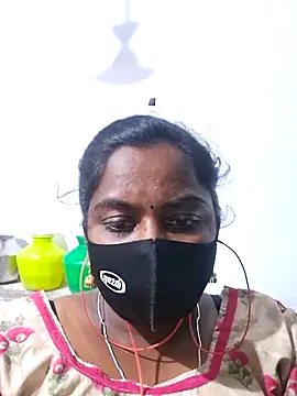 Snapshot of Tamil_Hot_Sindhu chatting on 10-04-25, 05:27 Tamil Hot Sindhu online show from 10-04-25, 05:27