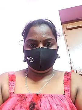 Snapshot of Tamil_Hot_Sindhu chatting on 10-11-25, 07:29 Tamil Hot Sindhu online show from 10-11-25, 07:29