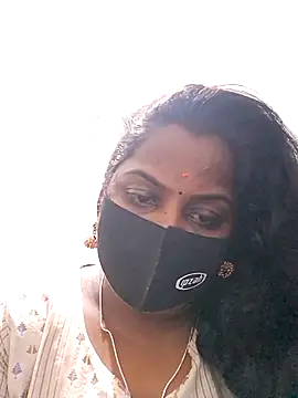 Snapshot of Tamil_Hot_Sindhu chatting on 10-27-25, 06:34 Tamil Hot Sindhu online show from 10-27-25, 06:34