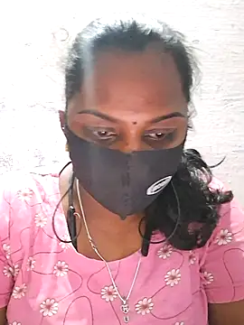 Snapshot of Tamil_Hot_Sindhu chatting on 02-16-26, 04:36 Tamil Hot Sindhu online show from 02-16-26, 04:36