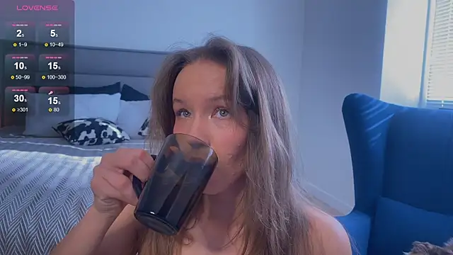 Sienna Mi  online show from 10-17-25, 04:59