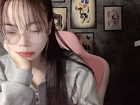 Ellie039 online show from 10-24-25, 02:41