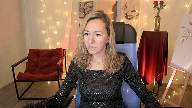 DonnaSmitth online show from 02-13-26, 06:59