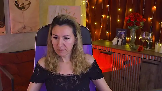 DonnaSmitth online show from 04-21-26, 06:55