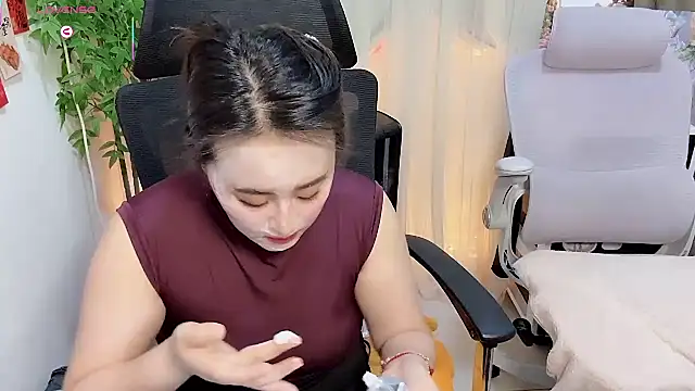 NEWONETO online show from 03-28-26, 03:11