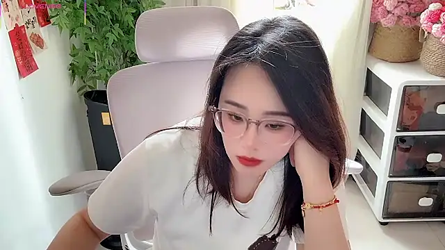 Snapshot of NEWONETO chatting on 05-10-26, 05:12 NEWONETO online show from 05-10-26, 05:12