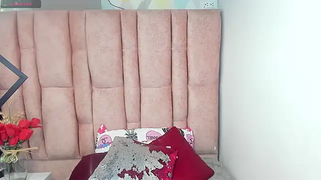 Issa Milf   online show from 06-09-26, 01:23