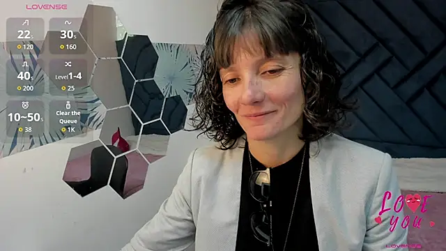 Snapshot of Valery_More__ chatting on 06-24-26, 01:43 Valery More online show from 06-24-26, 01:43