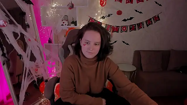 Snapshot of Violet_Ferguson chatting on 10-29-25, 06:42 Violet Ferguson online show from 10-29-25, 06:42