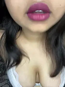 soniyaverma00 online show from 04-18-26, 07:29