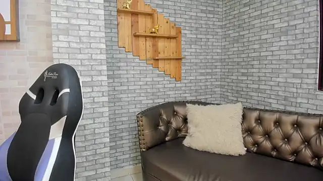 Alisonn Doll online show from 11-27-25, 12:18