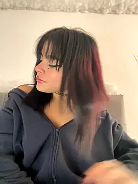 Veeronica  online show from 10-03-25, 08:39