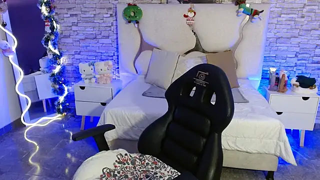 Snapshot of casse_tay chatting on 12-20-25, 03:35 casse tay online show from 12-20-25, 03:35