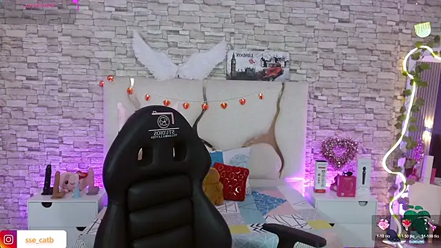 Snapshot of casse_tay chatting on 02-08-26, 03:10 casse tay online show from 02-08-26, 03:10