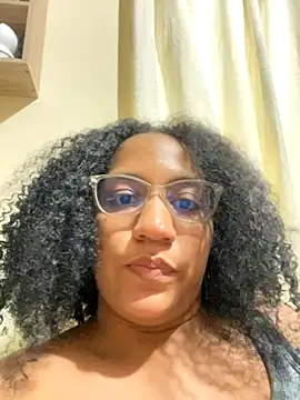 Snapshot of jesicamonroe44 chatting on 09-27-25, 10:37 jesicamonroe44 online show from 09-27-25, 10:37