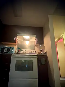 Snapshot of bellacagyal chatting on 11-20-25, 09:03 bellacagyal online show from 11-20-25, 09:03