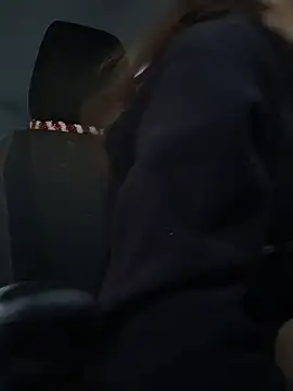 GoldenPussy1329 online show from 11-14-25, 04:49