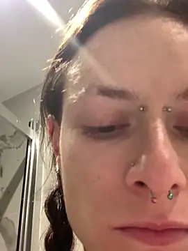 GoldenPussy1329 online show from 11-27-25, 12:13