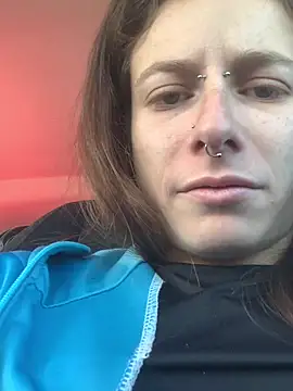 GoldenPussy1329 online show from 04-13-26, 10:21