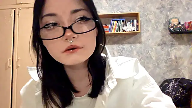 Beeping Creature online show from 11-15-25, 07:21