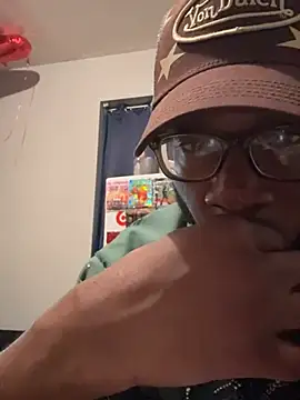 Brooklynboi478 online show from 04-25-26, 06:49