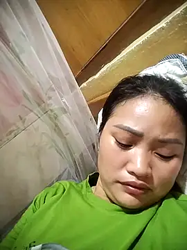 Snapshot of Liu30 chatting on 10-05-25, 08:12 Liu30 online show from 10-05-25, 08:12