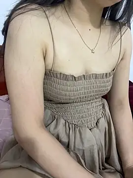 Snapshot of lee_ly chatting on 10-16-25, 06:25 lee ly online show from 10-16-25, 06:25
