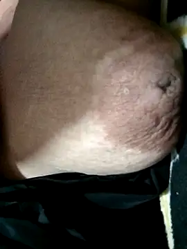 Hotmommax online show from 10-02-25, 05:09