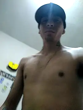 Tucloroformosexxx online show from 04-28-26, 11:26