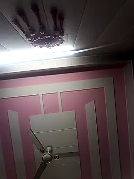 Snapshot of Tanya-905 chatting on 02-21-26, 10:27 Tanya-905 online show from 02-21-26, 10:27