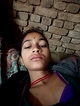 Snapshot of Sali_ji chatting on 12-23-25, 12:52 Sali ji online show from 12-23-25, 12:52