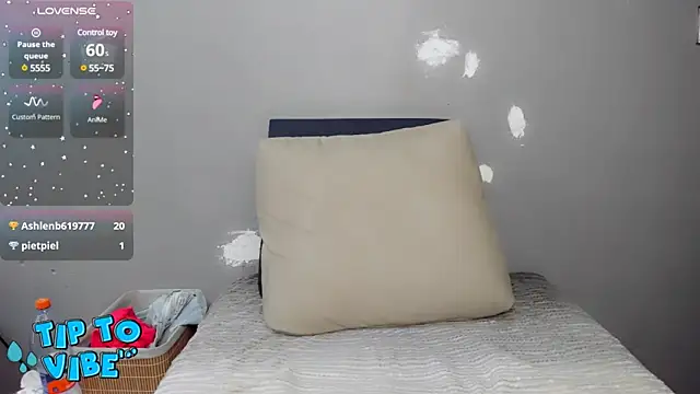 INDIANROMANCE online show from 12-11-24, 09:41