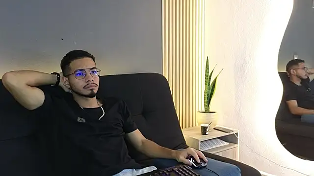 Snapshot of Jaybrown__1 chatting on 10-07-25, 04:42 Jaybrown 1 online show from 10-07-25, 04:42