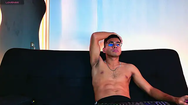 Snapshot of Jaybrown__1 chatting on 11-12-25, 02:56 Jaybrown 1 online show from 11-12-25, 02:56