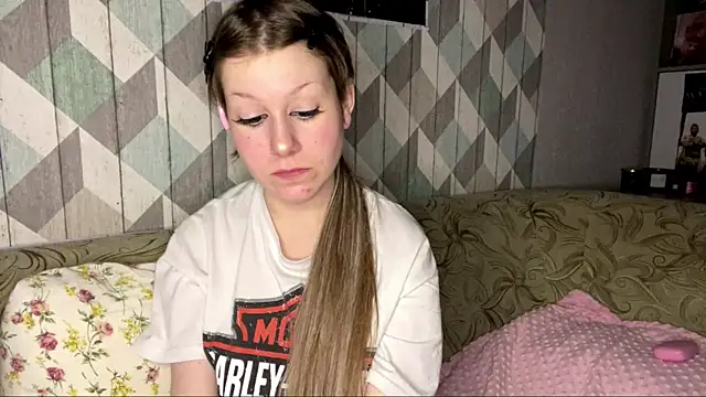 RebelKitsune online show from 12-01-25, 06:57