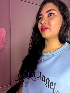 EmilyZuits online show from 11-22-25, 09:58