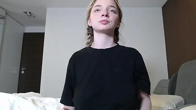 Snapshot of jessicahbelle chatting on 06-06-26, 12:27 jessicahbelle online show from 06-06-26, 12:27