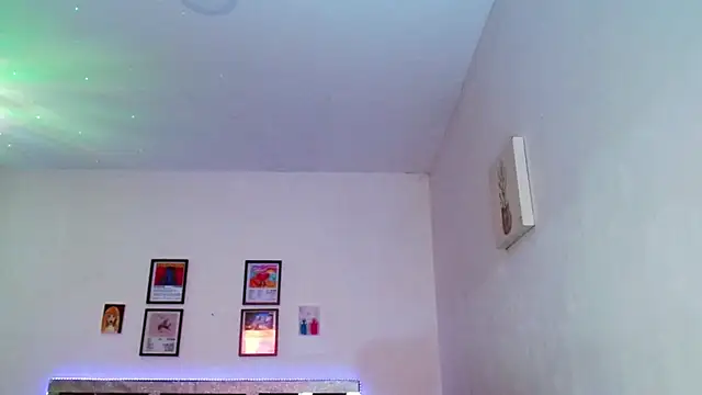 Snapshot of Sebasxxl12 chatting on 04-28-26, 10:48 Sebasxxl12 online show from 04-28-26, 10:48