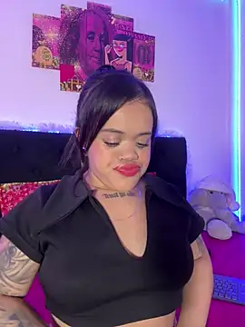 Snapshot of Sussyroxxx chatting on 12-15-25, 12:59 Sussyroxxx online show from 12-15-25, 12:59